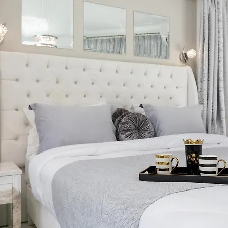 Dion - Pool & Jacuzzi - Sleeps 4 - Zakynthos Villa