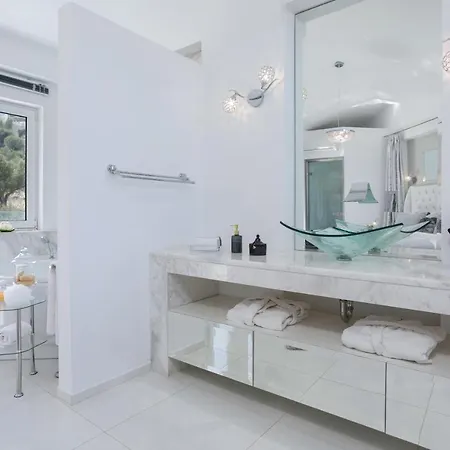 别墅 Dion - Pool & Jacuzzi - Sleeps 4 - Zakynthos *