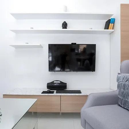 Dion - Pool & Jacuzzi - Sleeps 4 - Zakynthos 别墅 圣尼古拉奥斯